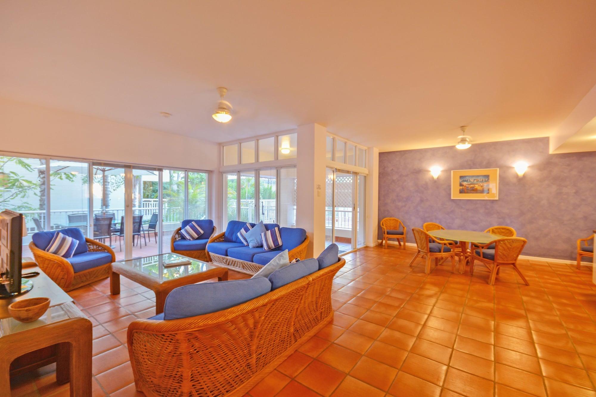 Balboa Apartments Port Douglas Exterior photo