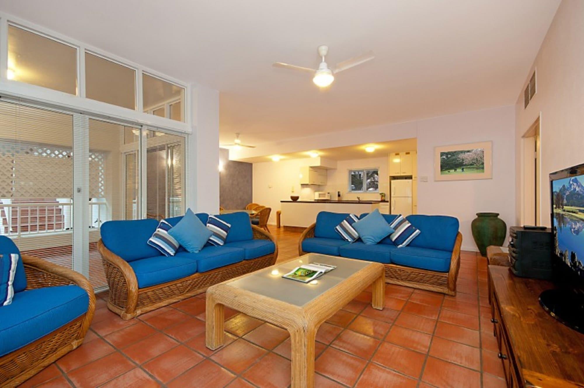 Balboa Apartments Port Douglas Exterior photo