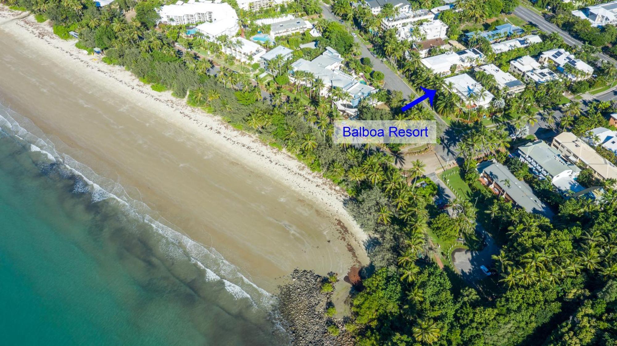 Balboa Apartments Port Douglas Exterior photo