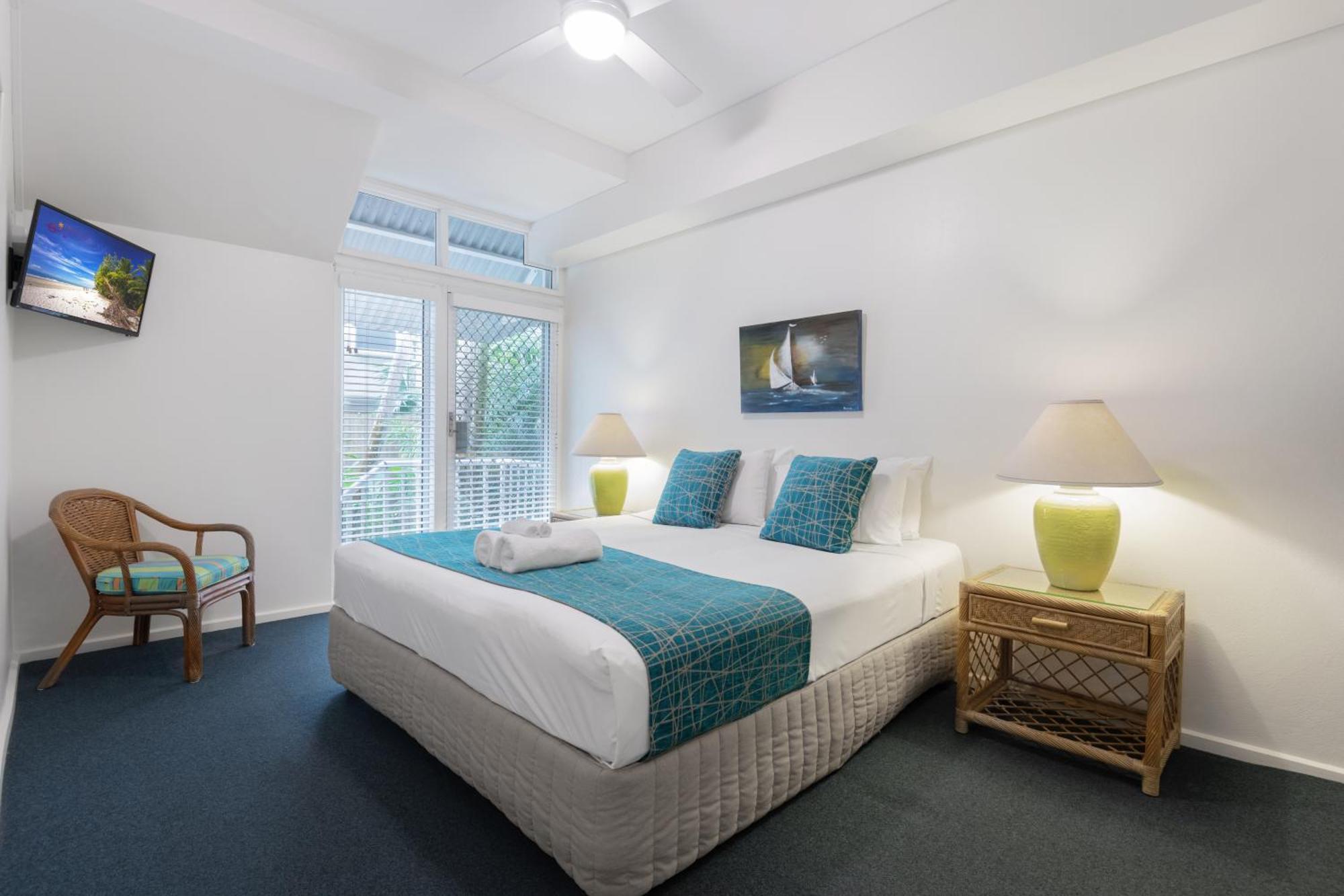 Balboa Apartments Port Douglas Exterior photo